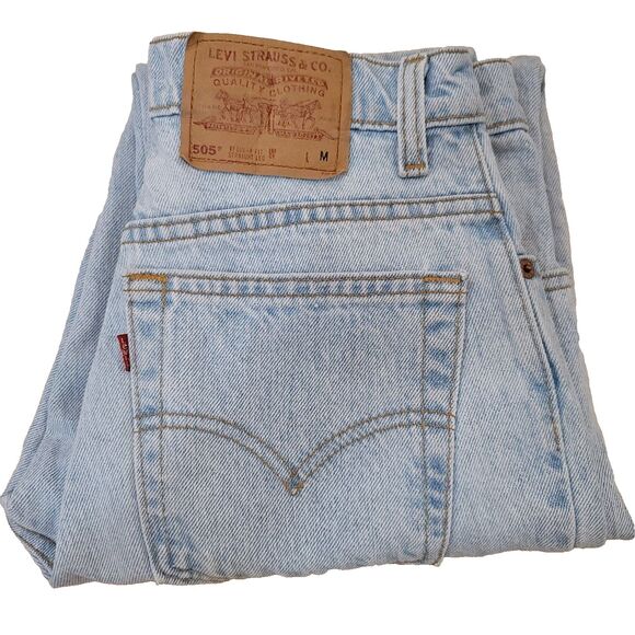 Vtg 1990s Levis 505 Womens Jeans 9 Med Blue Slim Fit Straight Leg Made In USA - Picture 1 of 16